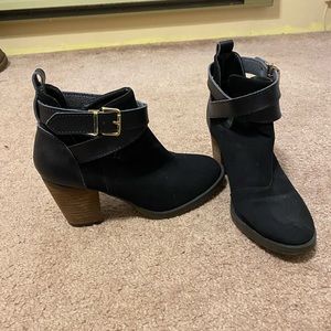 Black heel booties